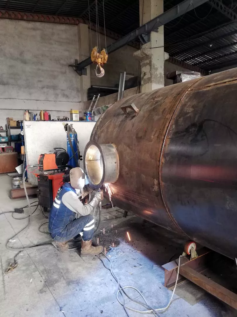 Kondens Tankı