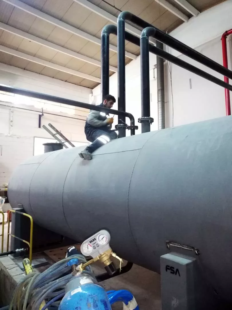 Kondens Tankı