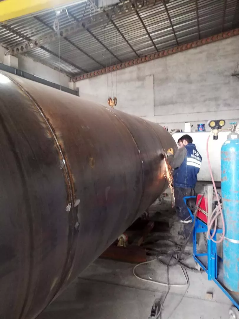 Kondens Tankı